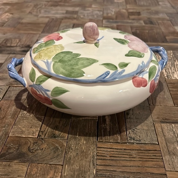Franciscan Orchard Glade Covered Vegetable Dish - Picture 1 of 10